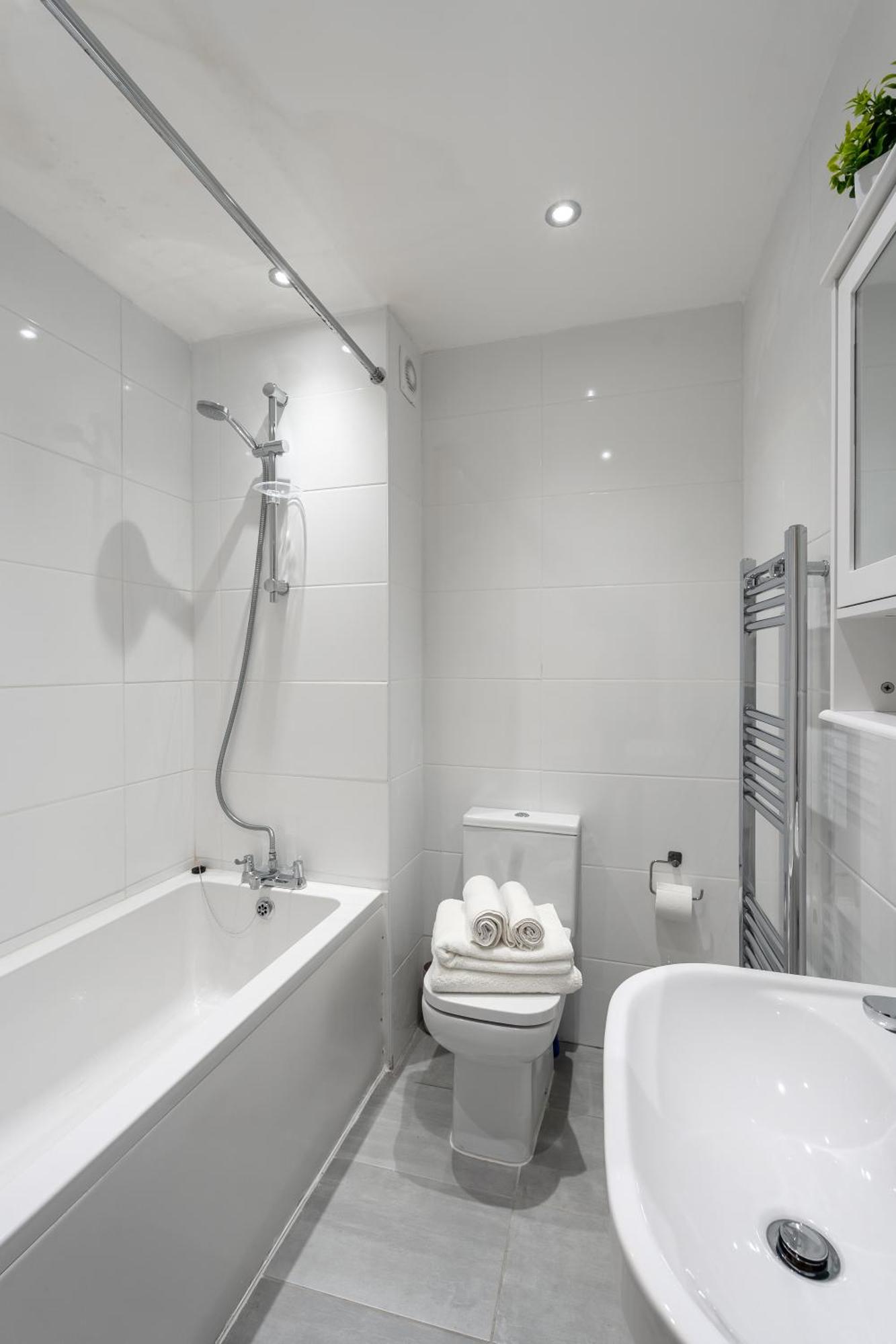 Beautiful Flat Near Central London - Entire Flat - Equipped Kitchen - Private Bathroom Eksteriør bilde