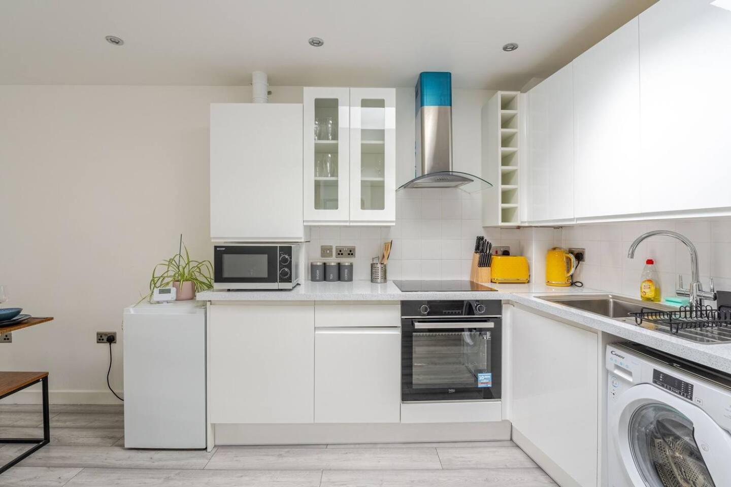 Beautiful Flat Near Central London - Entire Flat - Equipped Kitchen - Private Bathroom Eksteriør bilde