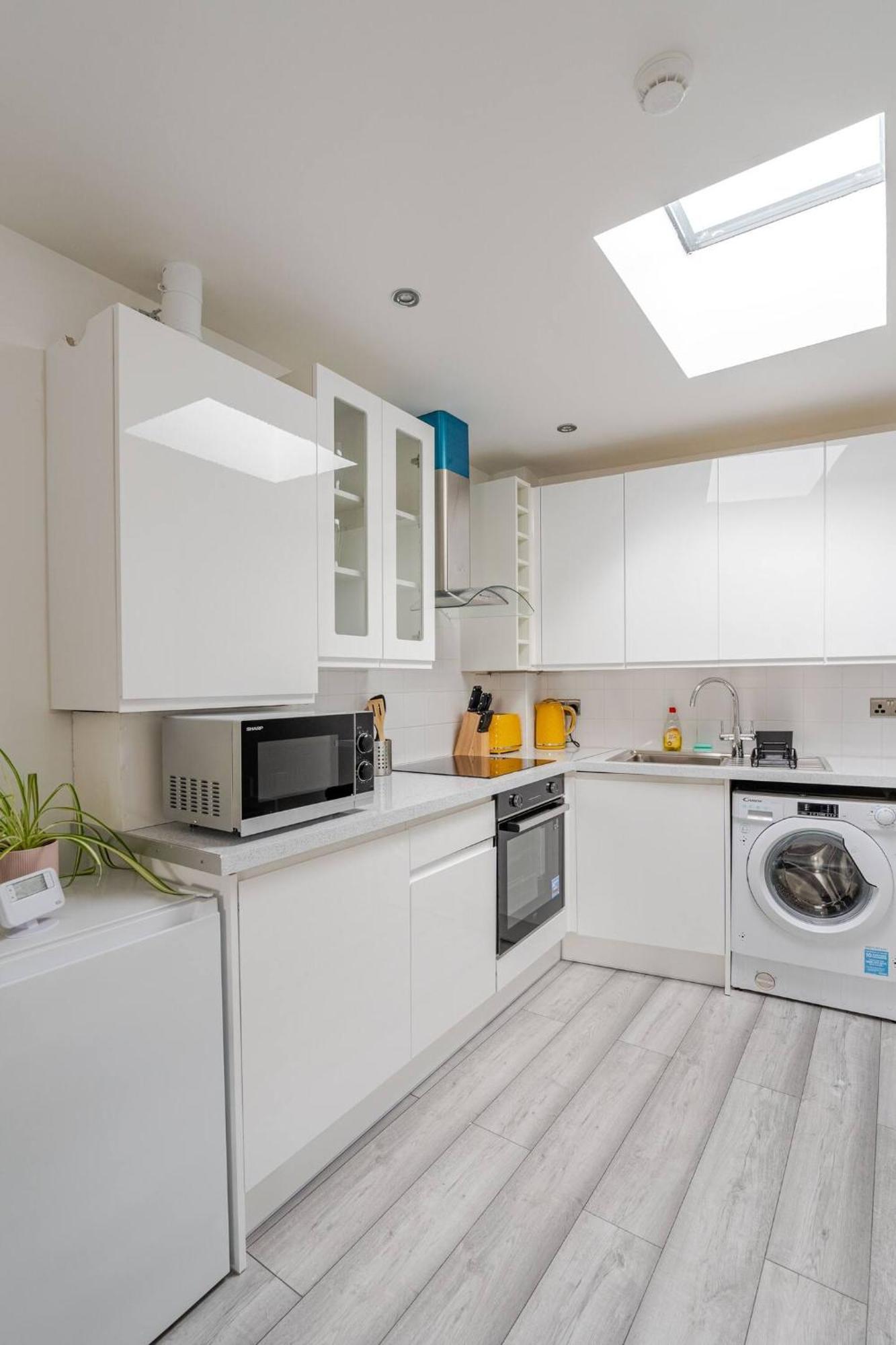 Beautiful Flat Near Central London - Entire Flat - Equipped Kitchen - Private Bathroom Eksteriør bilde