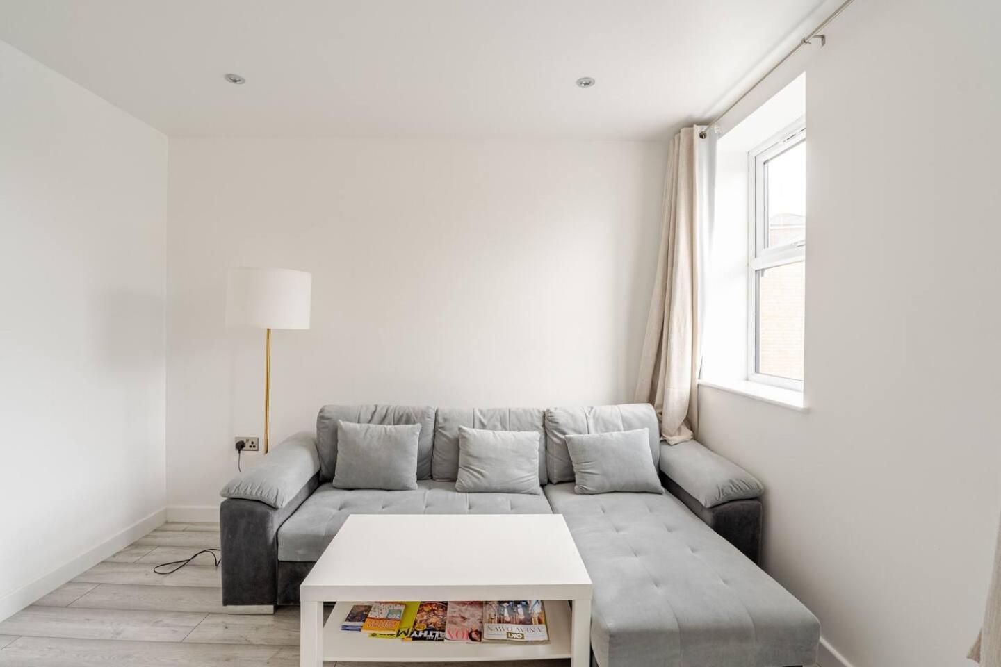 Beautiful Flat Near Central London - Entire Flat - Equipped Kitchen - Private Bathroom Eksteriør bilde